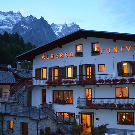 Hotel Funivia كورمايور المظهر الخارجي الصورة